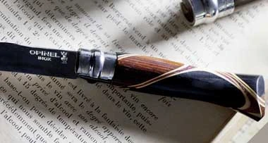 Couteau collection Opinel N°08 chaperon